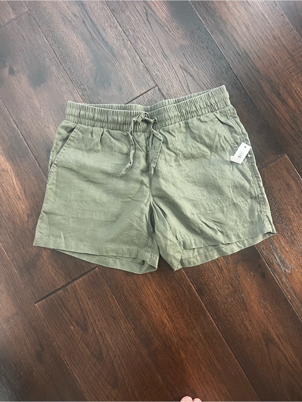5” drawstring linen olive shorts